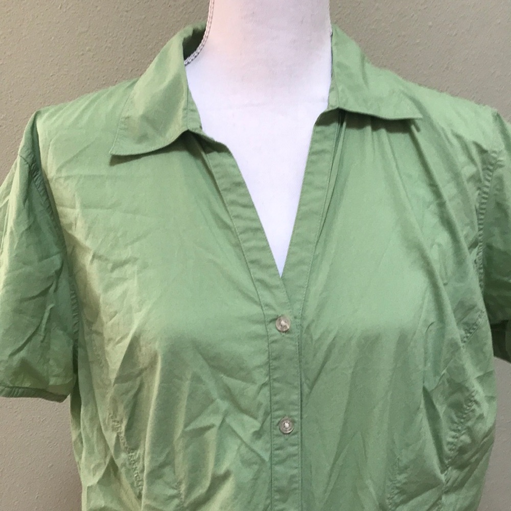Short sleeve blouse